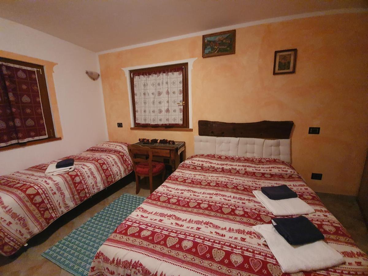 Villa La Tour Нус Екстериор снимка